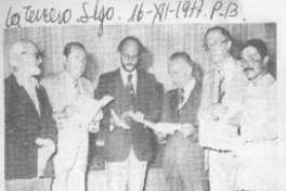 Publican "200 años de letras norteamericanas".