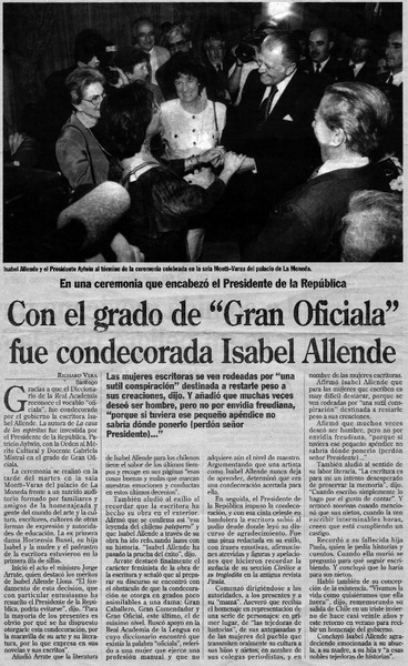 Con el grado de "Gran oficila" fué condecorada Isabel Allende