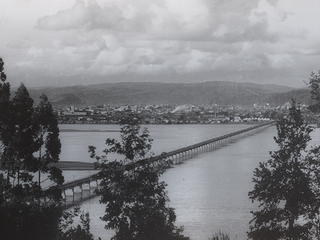 Casa editora Hans Frey, Puente Carretero