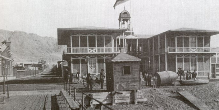 Aduana de Antofagasta, 1888. Edificio donde actualmente se encuentra el Museo Regional de Antofagasta.