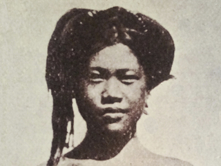 Imagen fotográfica mujer indígena (original), sin fecha