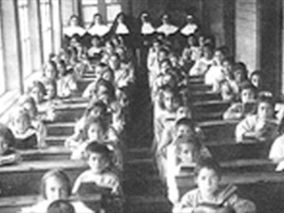 Sala del Colegio "Santa Filomena de Lautaro"   '