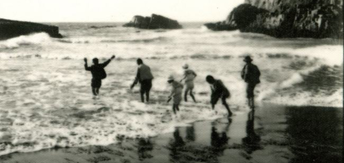 Retrato grupal en playa de Constitución
