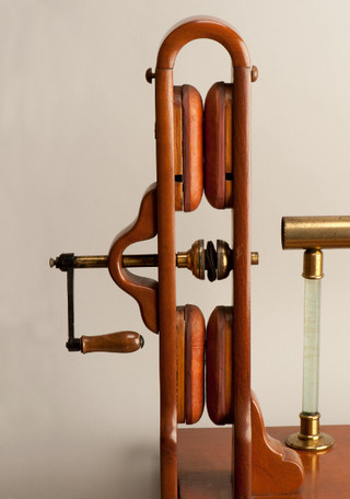 Máquina eléctrica de Ramsden (detalle)