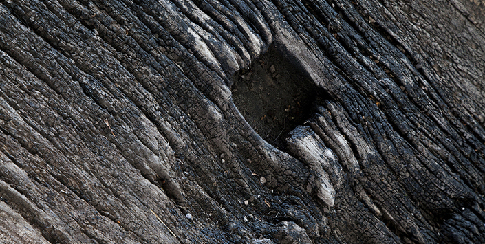 Cavidad cuadrangular en la superficie de canoa monóxila