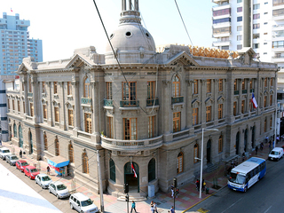 Biblioteca Regional de Antofagasta recibe importante premio