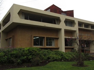 Fachada de la biblioteca de Concepción.