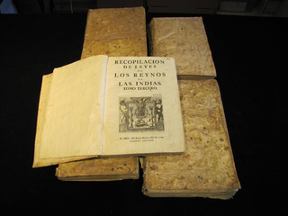 Antiguo libro de Derecho Indiano.