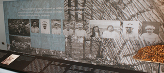 Sala de exhibición permanente Los secretos del Mundo Canoero, Encanto Ceremonial.