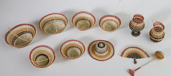 Conjunto de objetos decorativos