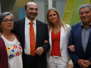 Algunos de directivos junto al director nacional.