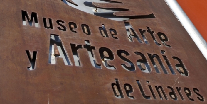 Museo de Arte y Artesanía de Linares.