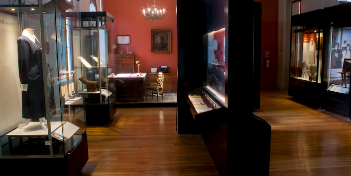 Exhibición permanente, sala "Principios y herramientas en el arte de enseñar"