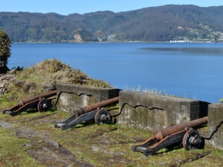 Merlones simulados para la batería de cañones de Niebla
