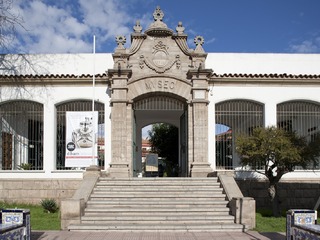 Portal Colonial