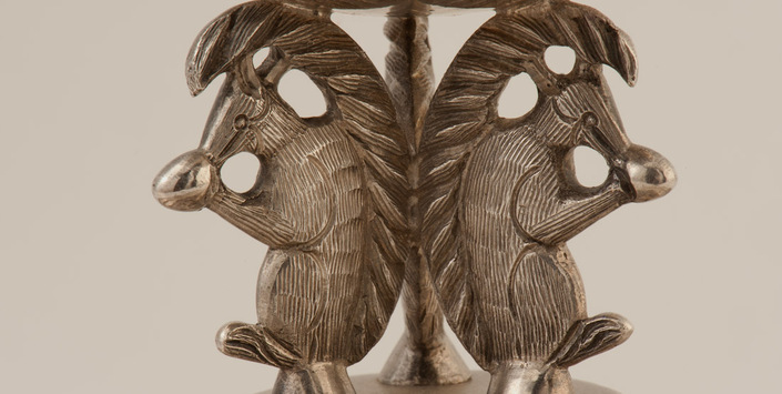 Mate. Chile, siglo XVII-XIX. Colección: Platería. Museo de Artes Decorativas, en depósito. N° de Inventario: 24.83.169