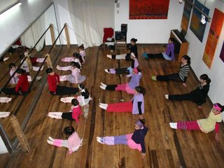 Escuela de danza vicuñense en pleno