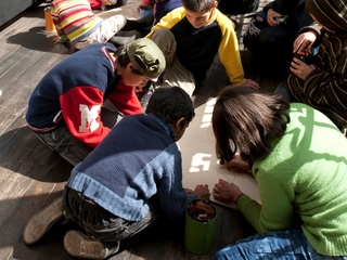 Título entre 66 y 75 caracteres (sin punto final y con mayúsculas y minúsculas)