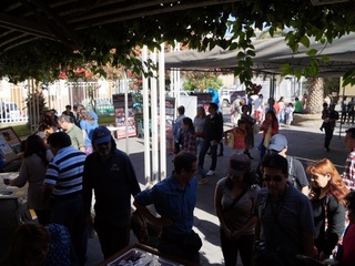  Título entre 66 y 75 caracteres (sin punto final y con mayúsculas y minúsculas)