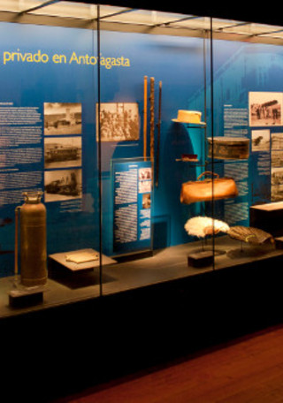 Sala exhibición permanente, Museo Regional de Antofagasta.