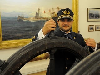 Mauricio Soldavino caracteriza a Arturo Prat