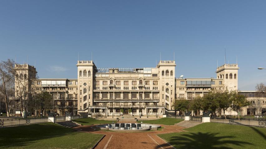 Imagen del monumento Edificios del Club Hípico