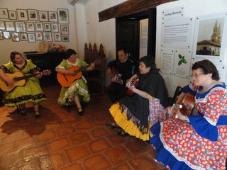 Mujeres Folcloristas de Yerbas Buenas
