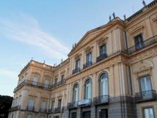 Detalle de la fachada del Museo Nacional (Archivo del Museo Nacional Rio de Janeiro))