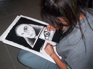 Talleres en sala MNBA Plaza Vespucio