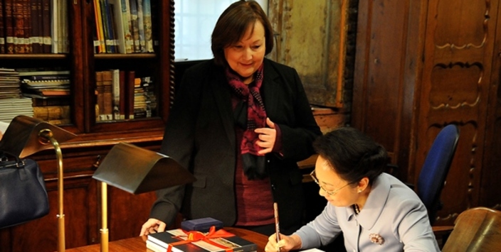 Visita oficial al MHN