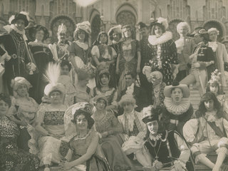 Fotografía de algunos asistentes al Baile