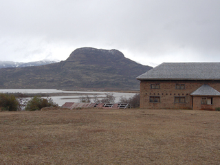 Escuela Antigua de Cerro Castillo, comuna de Río Ibáñez, Región de Aysén. Monumento Nacional. Fotografía B. Ladrón de Guevara. 2009
