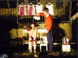 Detalle, Natalie Loveless