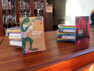 Cuadernos pedaggicos de Gonzalo Rojas y Violeta Parra llegan a las bibliotecas pblicas