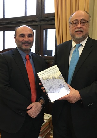 Embajador de M�xico y Director Dibam