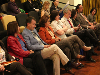 Algunas autoridades participantes en el evento.