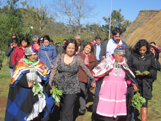 Claudia Baratinni y la comunidad mapuche.
