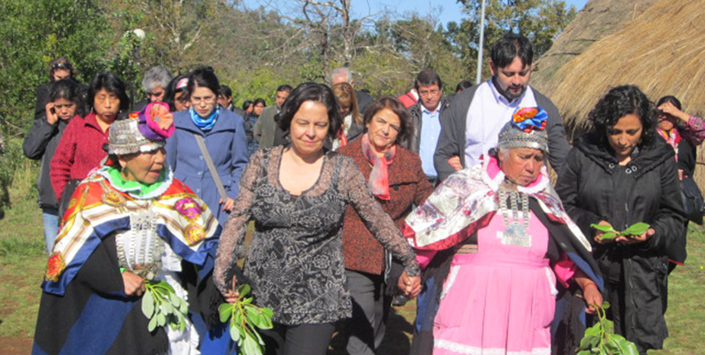 Claudia Baratinni y la comunidad mapuche.