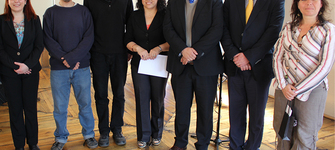 Ganadores y autoridades del certamen.