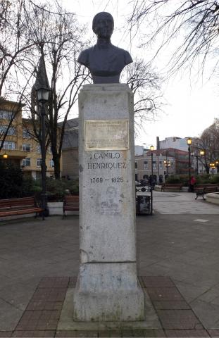 Imagen del monumento Camilo Henríquez