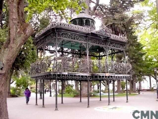 Imagen del monumento Kiosco Cívico de la Plaza de Armas de Curicó