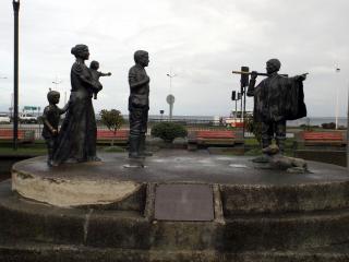 Imagen del monumento A Los Inmigrantes Alemanes