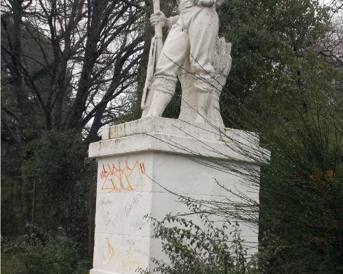 Imagen del monumento Roto Chileno