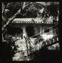 [Patio interior de "La Chascona"]