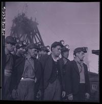 [Mineros de la mina de carbón de Lota]