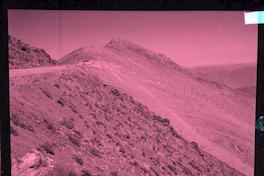 Bocatoma ubicada a 2600 m. sobre el nivel del mar : capta el agua del río Los Molles y mediante dos compuertas la entrega al canal de aducción. Este discurre cubierto por 17 km. hasta la cámara de carga