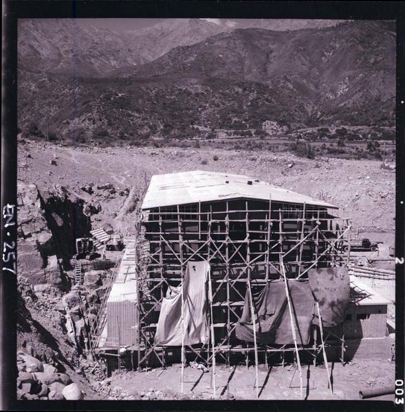 [Obras de construcción de la casa de máquinas de la Central]