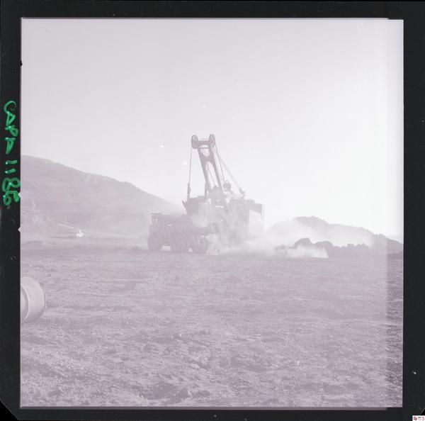 [Operaciones en el exterior del mineral de hierro "El Algarrobo"]