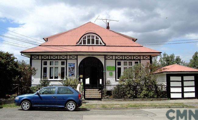 Imagen del monumento Sector que indica de la ciudad de Puerto Varas