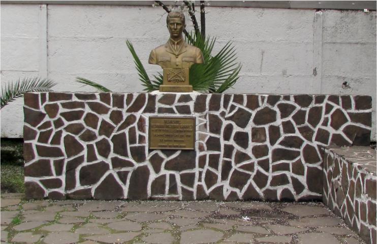 Imagen del monumento Hernán Merino Correa